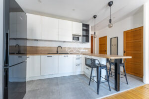17684628673 VA28558 4 original