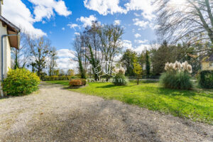 17742629133 VM11224 11 original